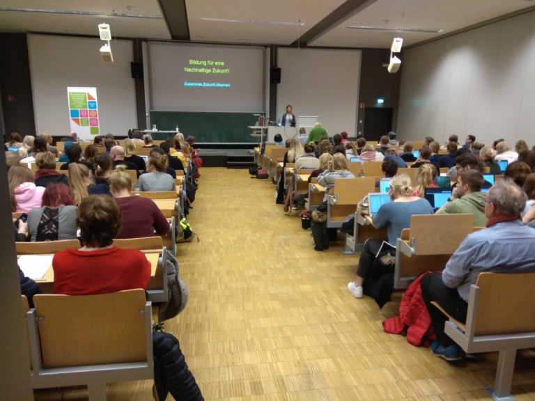 Mehr über den Artikel erfahren 20.01.2020 Margret Rasfeld hält Vortrag an UNI Osnabrück